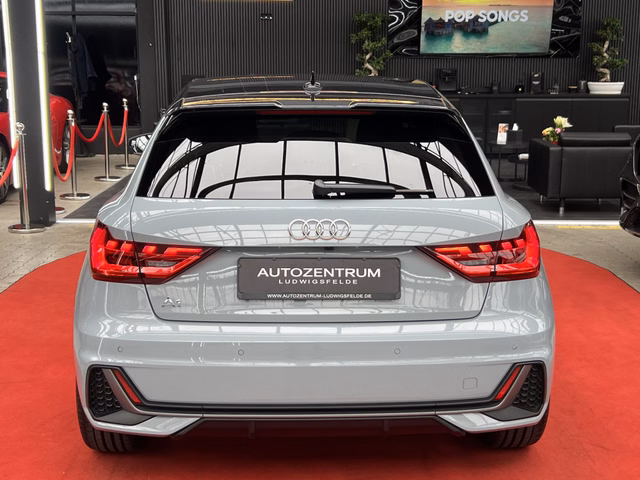 Audi A1 Sportback S-line PRE SENSE / TEMP / SPURWECHSEL / CAM 25 TFSI S line - foto 5
