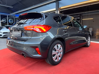 Ford Focus Titanium EcoBoost PANO / ACC / NAVI / B&O SOUND / BLIS / KAM / HUD / - foto 1