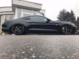 NPMAIR Ford Mustang Airride