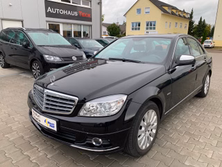 Mercedes-Benz C 180 Kompressor Elegance Klimaautomatik SHZ PDC AHK TÜV 9/2021