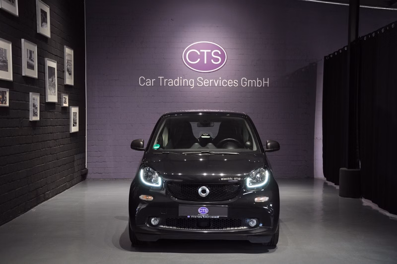 Smart ForTwo Coupe Electric Drive / EQ/PANO/1 HAND/JBL