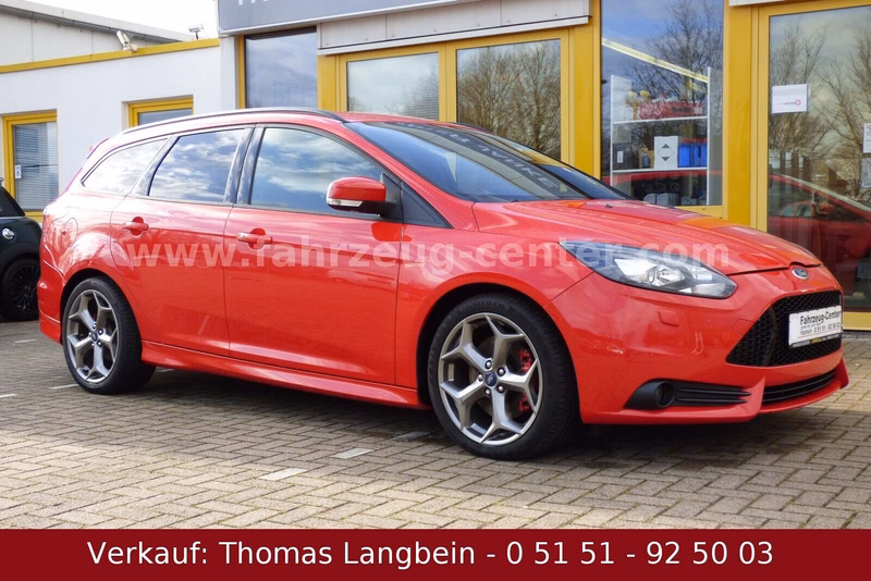 Ford Focus 2.0 EcoBoost ST Turnier Navi, RECARO, Kamera