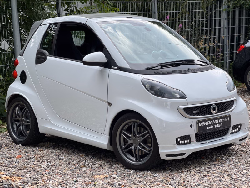 Smart ForTwo Cabrio BRABUS XCLUSIVE*NAVI*SHZ*VOLL*