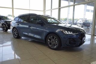 Ford Focus ST-Line X 1,5 115PS aAHK/Navi/Kamera/Winterp.   **