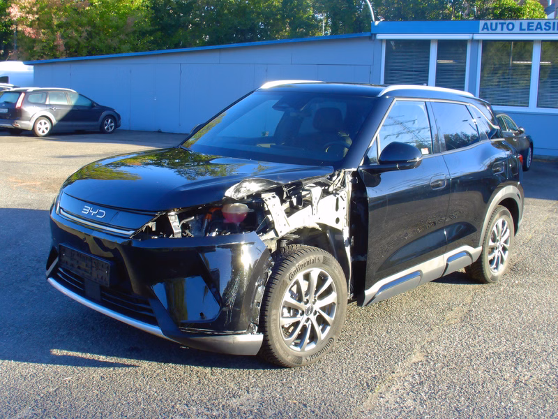 BYD Atto 2 1.5 PHEV DM-i Autom. Kamera. Navi. Leder. SHZ. Pano.