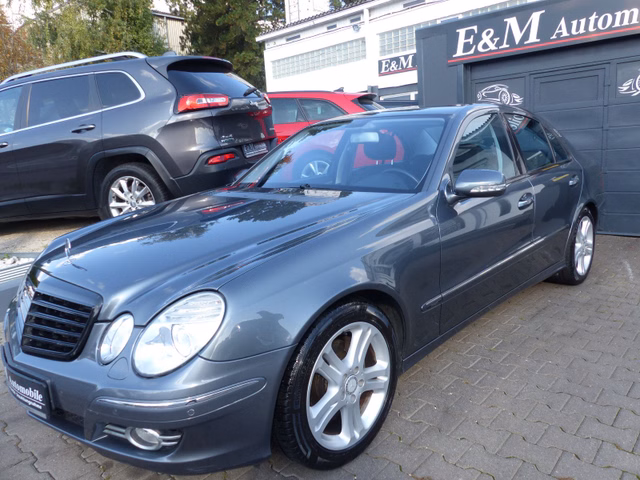 Mercedes-Benz E 200 Kompressor Avantgarde*NAVI*XENON*PDC*LEDER - bilder 1