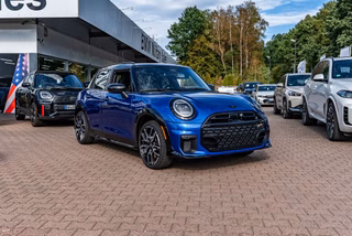 2027 MINI Cooper S 4 Door - photo 3