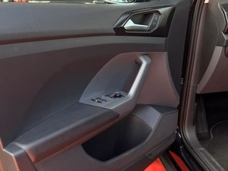 Volkswagen T-Cross Style R-Line Klima/Navi/KAM/PDC/APPLECAR - foto 2