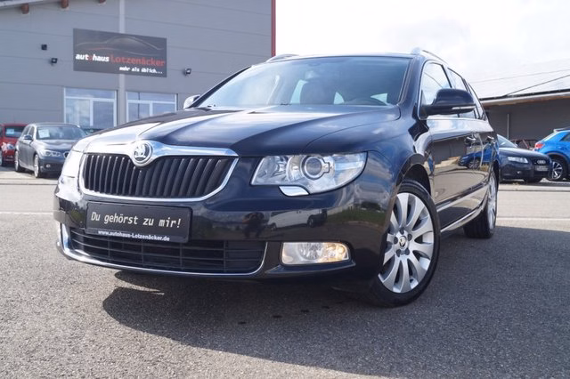 Skoda Superb Combi Elegance 1.Hand, Leder, Navi, DSG, PDC, ...