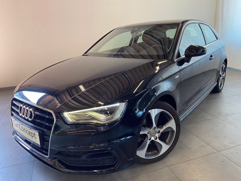 Audi A3 1.4 TSI S-TRONIC S-LINE NAVI LED ACC DAB 18"