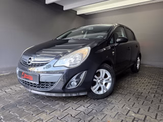 Opel Corsa D 1,4 Satellite, KLIMA, SITZHZG, LENKRADHZ