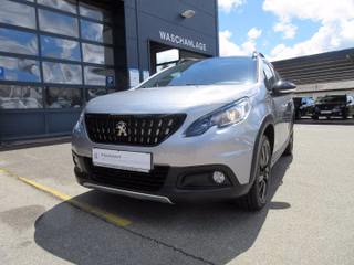 Peugeot 2008 GT-Line Edition 130 PT Stop&Start Pano, Klimaauto, Rückfahrkamera - bilder 1