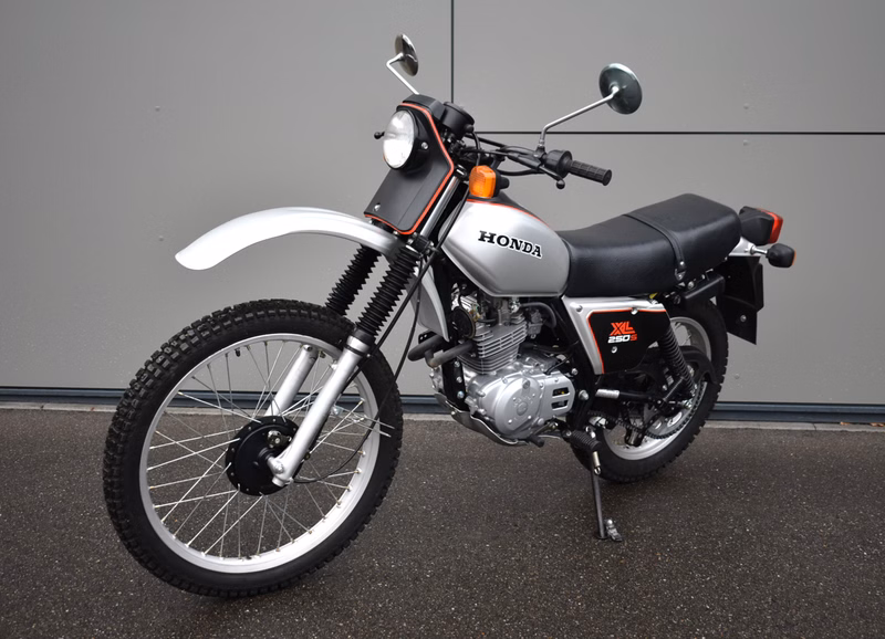 Honda XL 250 aus 1.HAND JAHRGANG 1938/NEUWERTIG/2200KM