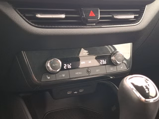 Skoda Fabia 1.0 TSI Ambition KLIMA / LED / ACC / NAVI / SITZHEIZUNG - foto 9