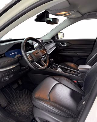 Jeep Compass S Plug-In Hybrid 4WD PHEV, Parksensoren vorn+ hint.+ Kamera, Winter Paket, Autobahn Assistent, LED Scheinw., AHK - foto 4