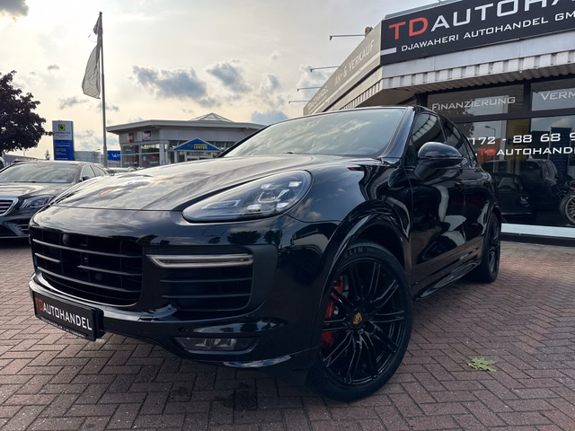 Porsche Cayenne Turbo Voll LED BOSE Pano Gebrauchtwagen Kaufen | EZ 01/2016 | Preis 39.490 €