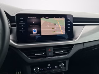 Skoda Kamiq 1.5 TSI Scoutline DSG / ACC / NAVI / KAMERA / VOLL-LED - foto 8