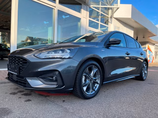 Ford Focus ST-Line/LED/Navi/Head-up/Key-Free - bilder 1