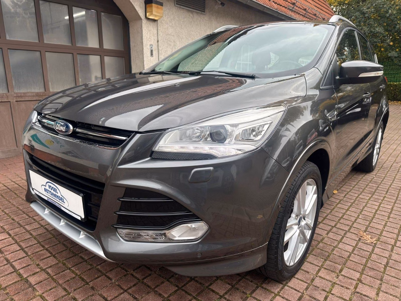 Ford Kuga Individual*BI-XENON*AHK*NAVI*