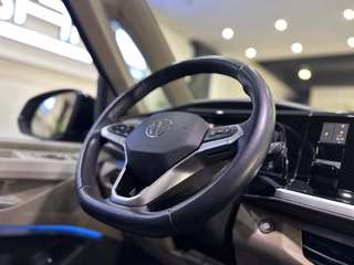 Volkswagen T7 Multivan 7S EASYOP_ADVANCED TISCH AHK RFK ACC - bilder 11