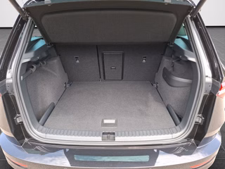 Skoda Karoq 1.5 TSI Sportline DSG / ACC / NAVI / KAMERA / SITZHEIZUNG - bilder 11