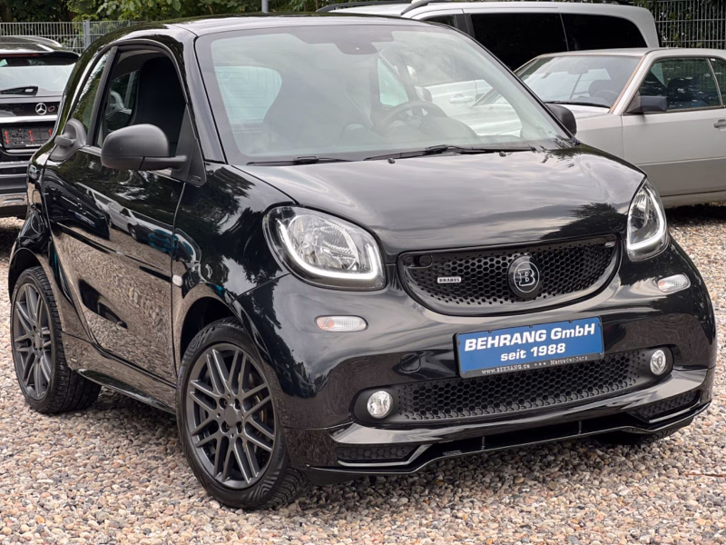 Smart ForTwo*BRABUS-TAILOR-MADE*PANO*NAVI*JBL*