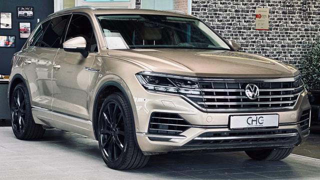 Volkswagen Touareg Atmosphere 4Motion |Pano|Kamera|Head-Up|Matrix| Gebrauchtwagen Kaufen | EZ 09/2018 | Preis 34.000 €