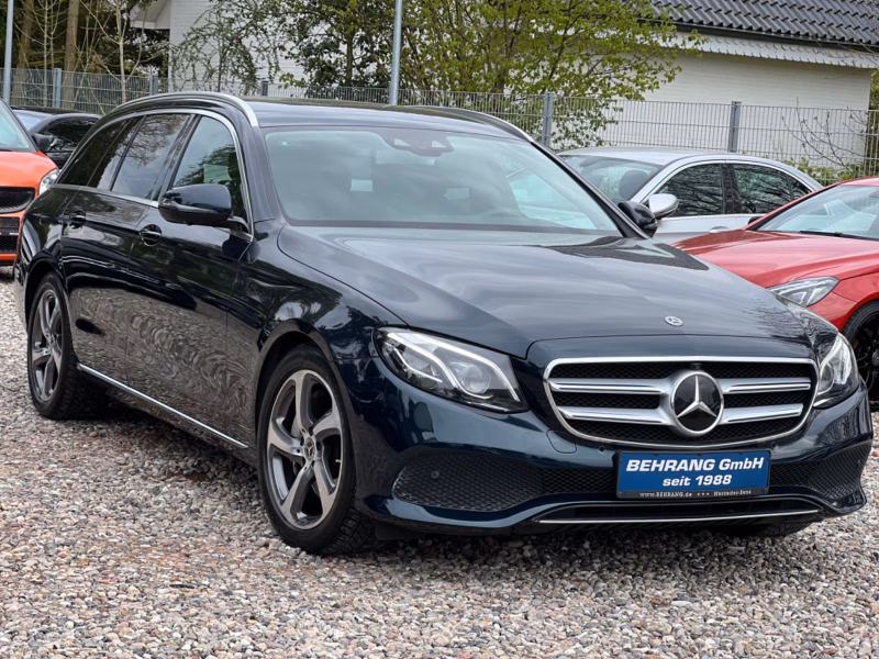 Mercedes-Benz E350Td AVANTGARDE *DISTRO*360°KAM*AHK*WIDESCREEN