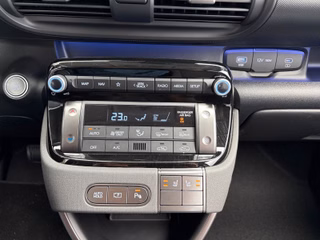 Hyundai INSTER Prime 49 kWh V2L Glas-Dach Wärmepumpe - bilder 15
