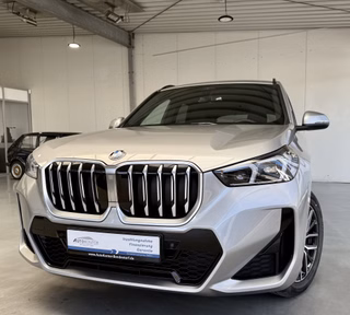 BMW X1 sDrive 18 i M Sport Autom.,. LED Navi Pano H/K Sound - bilder 2