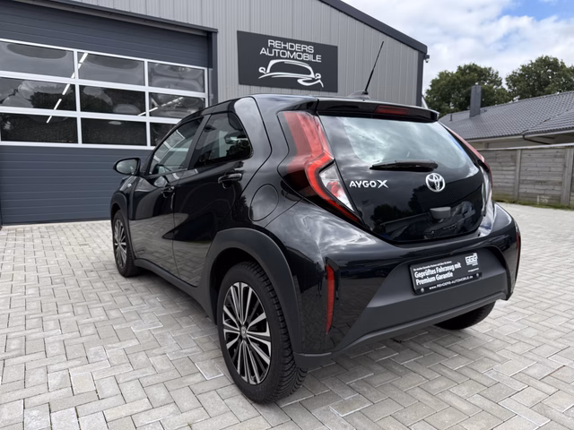 Toyota Aygo X Play ACC Kamera AppleCar Scheckheft - foto 8
