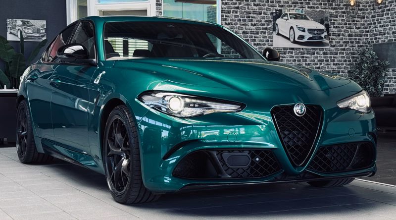 Alfa Romeo Giulia Quadrifoglio |Schalensitze(Sparco)|Carbon|