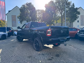 Dodge RAM 2500 Heavy Duty 6.7 Cummins Crew Cab Laramie Night - bilder 9