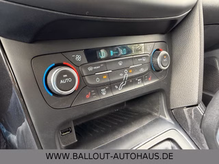 Ford Focus Turnier Titanium*KLIMA*NAVI*TEMP*SYNC*SHZ* - photo 13