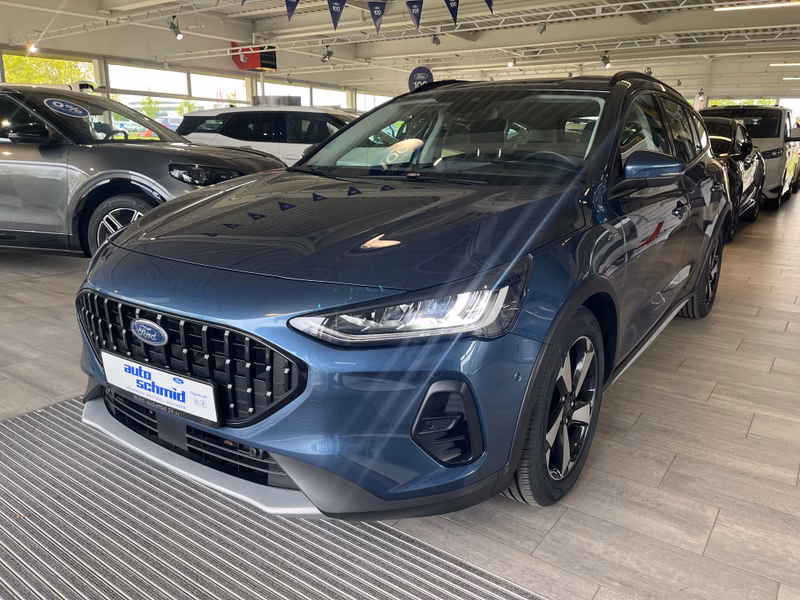 Ford Focus Turnier Active + SHZ + HUD + AHK