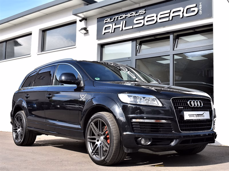 Audi Q7 3.0 TDI quattro S-Line Sportpaket /Navi/Leder/BiXenon/Panorama/PDC/AHK/7-Sitzer