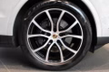 Daumennagel 10 - Porsche Cayenne Coupe E-Hybrid