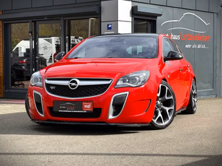 Opel Insignia 2,8 OPC 4x4  Fließh| BOSE| CarPlay Used vehicle for sale | First registration 01/2017 | Price 16.490 €