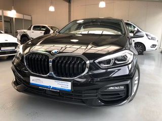 BMW 118i Advantage  Autom. Pano LED AHK - photo 1
