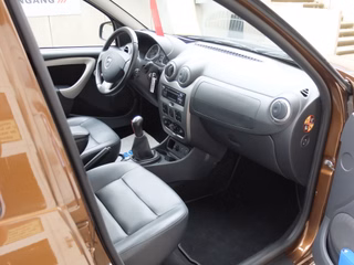 Dacia Duster I 1.6 Prestige Leder LPG Anlange - photo 8