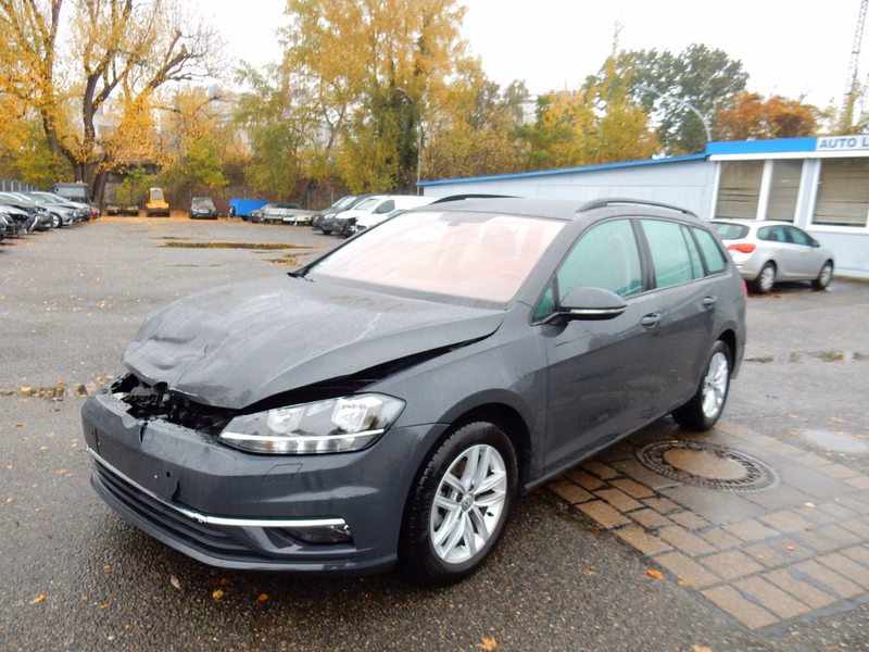 Volkswagen Golf VII Variant 2.0 TDI DSG Comfortline BMT Kamera. Navi. Klimaautom. Alu. SHZ.