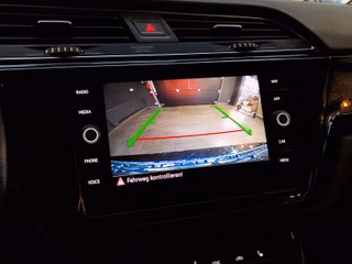 Volkswagen Touran Highline 1,5TSI*7-SITZER*KAMERA*CARPLAY* - photo 6