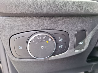 Ford Focus Turnier 1.5 EcoB. Tit. Aut. Matrix-LED Pano ACC B&O AHK Titanium - foto 22