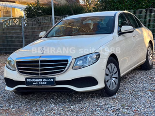 Mercedes-Benz E 200d*AUTOMATIK*TAXI*TAXAMETER+DACHSCHILD*