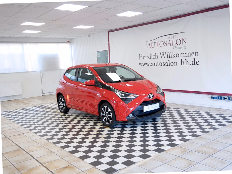 Toyota AYGO x-play club*2Vorb*Serviceg*Kamera*Carplay*