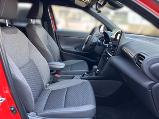 Toyota Yaris Cross Hybrid FWD Teamplayer +Safety- & Winter Paket - foto 19