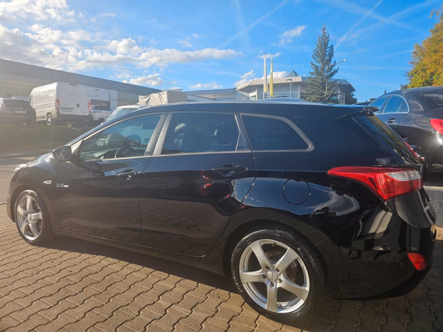 Hyundai i30 cw blue Drive*HU/AU NEU*KLIMAAUTOMATIK*PDC* - photo 6