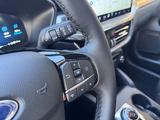 Ford Kuga Plug-In Hybrid Titanium +Winterpaket +GJR - bilder 9