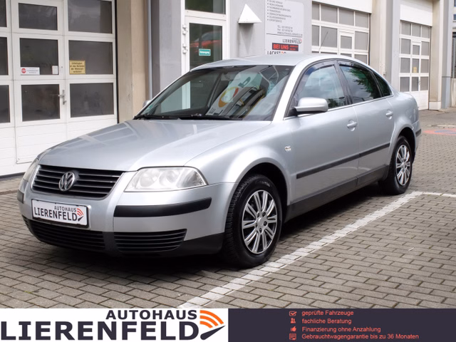 Volkswagen Passat Comfortline 2.0 Automatik Klimaut. TÜV 02/22 - photo 1