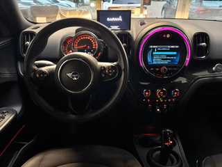 MINI One Countryman Aut. PDC SHZ USB Bluet Nav Tempom - photo 11